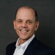 I'm the Managing Director at Entandem Wealth, where I'm dedicated to  providing my clients with a comprehensive wealth management approach.