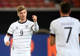 Havertz là cầu thủ trẻ nhất trong lịch sử leverkusen ra mắt bundesliga, cũng là cầu thủ đầu tiên trong lịch sử giải vđqg đức chạm mốc 35 bàn thắng trước. Chinh Thá»©c Danh Sach Ä'á»™i Tuyá»ƒn Ä'á»©c Euro 2020 NÄƒm 2021