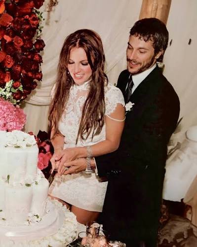 Britney Spears and Kevin Federline's 2004 wedding.