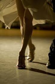 Tanzpaar Asthetik In 2020 Ballroom Dance Photography Dance Photography Salsa Dancing