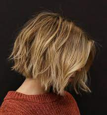 Chin Length Choppy Bob For Fine Hair Wavy Bob Haircuts Short Choppy Haircuts Choppy Bob Hairstyles