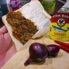 Inti sardin (boleh guna inti lain ikut selera sendiri): Resepi Inti Sardin Homemade Untuk Dimakan Dengan Roti Iafoodhunter