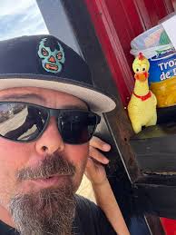 Hey Rosarito. Nzane Today in Rosarito, we did Marvin Barker r 2012  Silverado.... Clay Bar. Paint Correction. And 2 Year Ceramic Coating. Came  out AMAZING. 2 Year Protection. Looks amazing. Wet Look