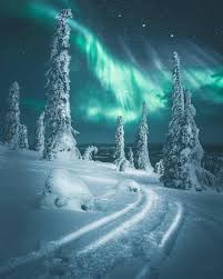 Gefallt 1 735 Mal 20 Kommentare Aurora Borealis Polar Lights Reachthenightsky Auf Insta Northen Lights Landscape Photography Northern Lights Photography