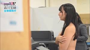 ENF naked at work - Embarrassing office exposure