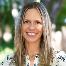 Meet Our Faculty & Staff