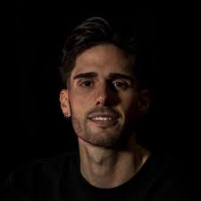 Julio Corrales · Biografía