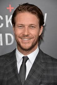 2+ Hundred Bracey Royalty-Free Images, Stock Photos & Pictures