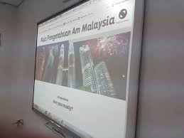 Oleh kerana peraturan fintech di malaysia and australia masih baru, maka ini akan menyumbang. Sedang Pusat Internet Komuniti Kampung Tualang Sekah Facebook