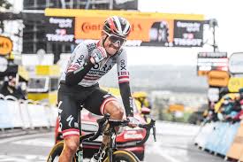 The tour de france 2021 will instead be presented in detail as a stade 2 (weekly sports programme) special with christian prudhomme live on the 2020 etape du tour de france is full! Mhv96bxnk91y4m