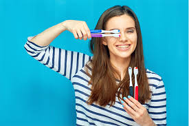 We all probably understand that brushing our teeth is vital to good dental health, especially with a. The Correct Way To Brush Your Teeth While Wearing Bracesevolution Orthodontics