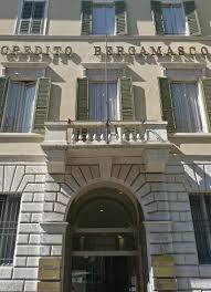 Trova gli orari di apertura e di chiusura per credito bergamasco a via xxv aprile, 3, 20873, cavenago di brianza, lombardia e controlla anche gli altri dettagli, come ad esempio: Credito Bergamasco I Luoghi Del Cuore Fai