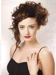 29 Short Curly Hairstyles To Enhance Your Face Shape How To Curl Short Hair Curly Hair Styles Short Hair Styles