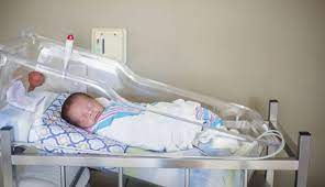 Mame doar pentru câteva zile! Au făcut copii şi i-au abandonat în spital | Cuget Liber