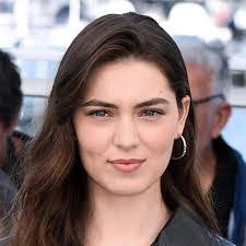 Linda Bonneau's Instagram, Twitter & Facebook