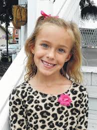 12 vie for Little Miss Oktoberfest