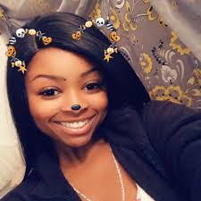 Dionne Weeks's Instagram, Twitter & Facebook