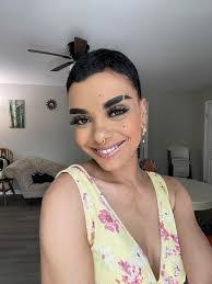 Lavonte Henderson's Instagram, Twitter & Facebook