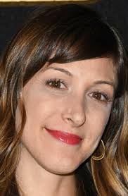 Leanne Connors's Instagram, Twitter & Facebook