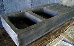 Les Eviers De Pierre Objet Fournisseur Online Et Negoce Delements De Decoration Et Damenagement En Pierre Pierre Bleue Be Evier Pierre Bleue Belge Cuisine