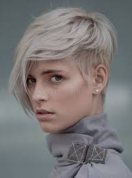 Undercut Hairstyles For Women Undercut Hairstyle For Women Short Hair Styles Hair Styles Short Hair Undercut