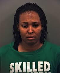 Border Patrol agent, customers disarm woman with gun at El Paso bar