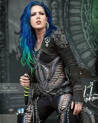 Alissa White Gluz Musicbabes The sub is open for all things. alissa white gluz musicbabes