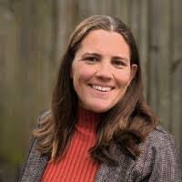 Carolyn Pendry's Instagram, Twitter & Facebook