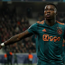 Quincy anton promes (born 4 january 1992) is a dutch professional footballer who plays as a forward or attacking midfielder for russian premier league club spartak moscow and the dutch national team. Spartak Legt Promes Transfer Auf Eis
