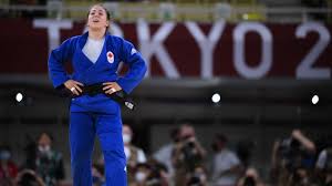 And she has garnered more than 19.9k followers on instagram. Ctoptbpfrg9pvm