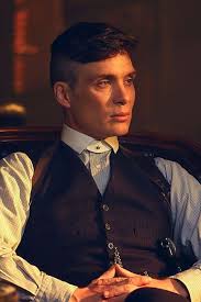 Peaky Blinders Tommy Shelby Bbc Two Posteres De Filmes Fotos De Filmes Personagens De Filmes