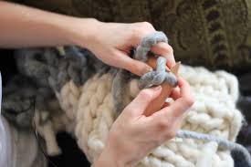 The optimal quality thick wool cable knit throw blanket available here are made using the finest fabrics to ensure that you stay warm but not at the cost of skin rashes or other irritations such as wool unraveling. Loopy Mango S Diy Chunky Knit Throw Blankets Do It Yourself Projects Lonny