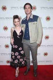 She was born on july 30, 1999. How Tall Is Jacob Elordi Popsugar Celebrity