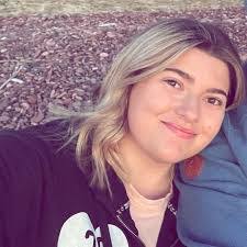 Aimee Nichols's Instagram, Twitter & Facebook