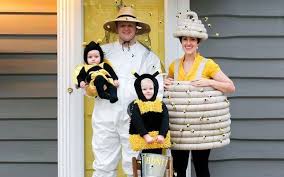 Gruppen Kostume Fur 3 Personen Einfach Selber Machen Maskerix De Family Halloween Costumes Family Halloween Halloween Costumes For Kids