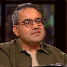 Kunal never gets only into small offers...1cr se neeche baat hi nahi  karta😂😭 : r/sharktankindia