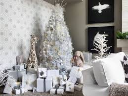 Online party supplies, party supply stores, party store. 9 Winter Wonderland Decoration Ideas For The Warmth