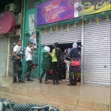 Hehehe… well i tried and i succeeded 1 day, at least. Photos At Pusat Pakaian Hari Hari Kuala Lumpur Federal Territory Of Kuala Lum