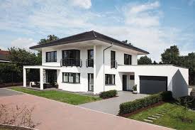 Es gibt aber bestimmte faktoren zu beachten. Diese Moderne Stadtvilla Verbraucht Dank Exzellenter Dammung Und Verarbeitung Ein Minimum An Strom Und Warme Und Si Weber Haus Stadtvilla Grundriss Stadtvilla