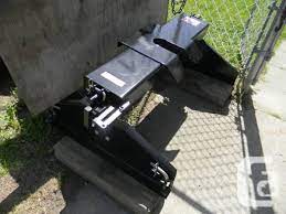It uses a patented head design, a cast yoke system and interlocking jaws to. 5th Wheel Hitch Dsp 16000 Lb Missing The Rails For Sale In Kamloops British Columbia Classifieds Canadianlisted Com