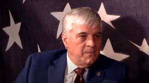 Pete Benton's Instagram, Twitter & Facebook