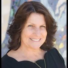 Claudia Webb's Instagram, Twitter & Facebook