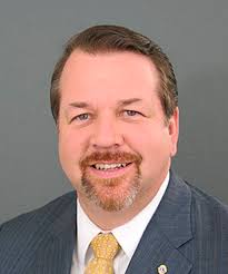 In-paper debate: Introducing Legislative District Pos. 2 candidates  Robertson, Clark