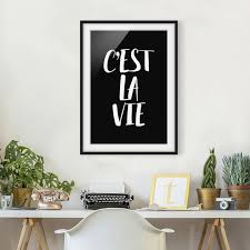 Bild Mit Rahmen Poster C Est La Vie Typografie Spruch Haus Deko Poster Mit Rahmen Moderne Wandbilder