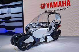Motor roda tiga ini biasanya digunakan oleh masyarakat untuk berdagang sayur, mengangkut kebutuhan pokok, atau para penjual alat dan bahan itulah sedikit ulasan dari informasi mengenai harga motor 3 roda dari beberapa produsen yang sekarang sudah bisa dengan mudah di dapatkan. Yamaha Mw Vision Motor Roda Tiga Pakai Atap