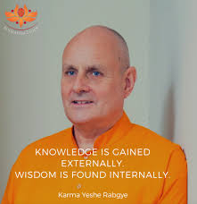 Knowledge vs Wisdom: Accumulation vs Discernment