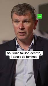 "Et quand j'allume, je vois... Je vois un vieux." Jack Sion utilisait un  faux profil, celui d'Anthony Laroche, pour séduire des femmes et abuser  d'elles. #AuCœurDuCrime, tous les jeudis à 21:00 ...