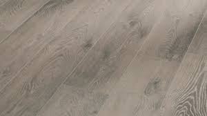 Novocore light grey oak luxury vinyl click flooring this rigid luxury vinyl click flooring uses the very latest in vinyl technology to bring to you a superior flooring solution. Laminate Flooring Grey Oak 6132 Meister