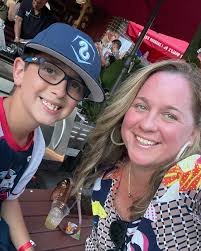 Our hearts are broken with the passing of my parents Andres Gomez Alayon  and Nelia Lopez del Valle. They were the best people you could ever meet.  Loving, caring and kind to