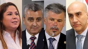 Los que no, precisamente salieron por la puerta grande del Gobierno de  Mario Abdo